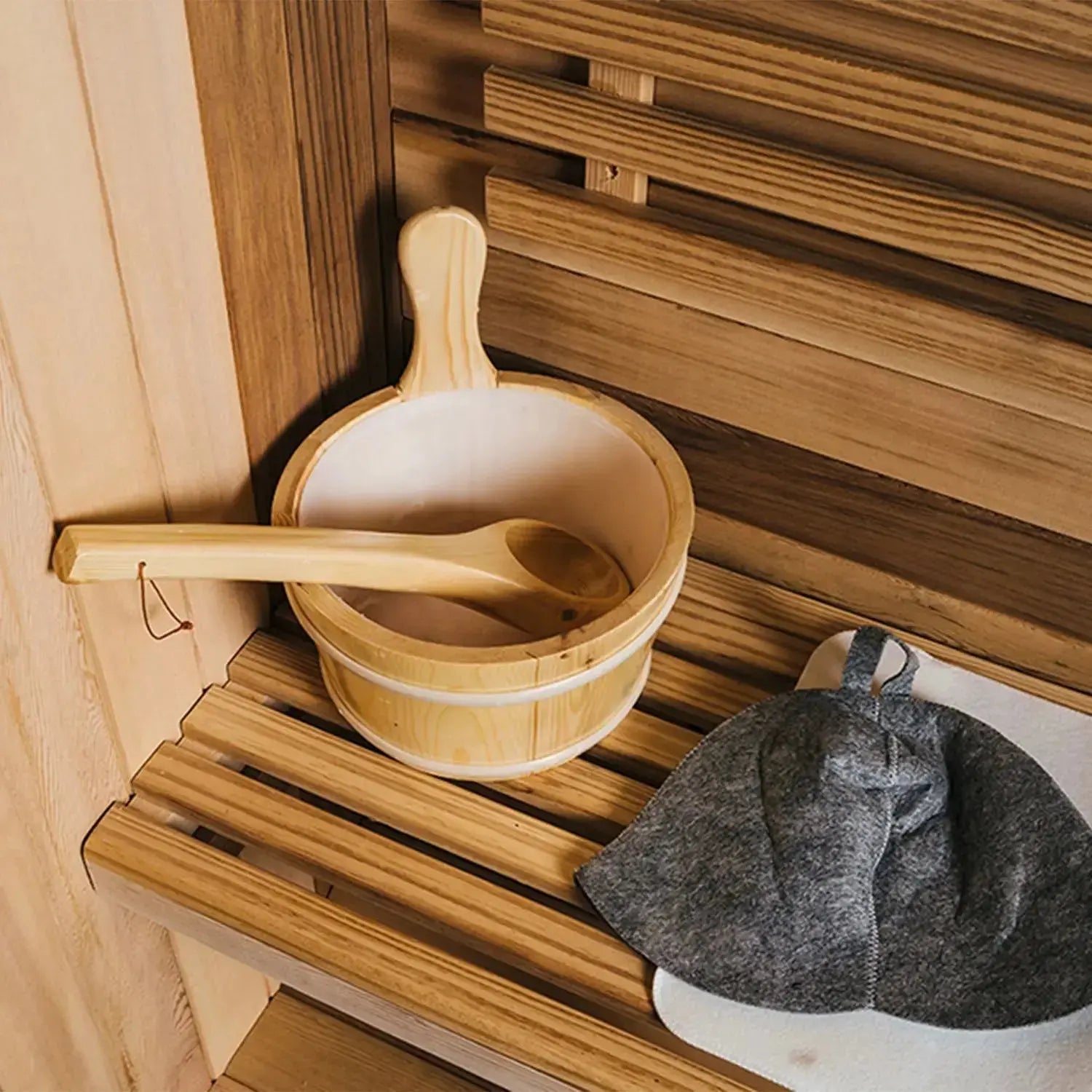 4.9 Feet Outdoor Barrel Sauna – Hemlock, Cedar, or Pine Traditional Steam Sauna for 2 Persons